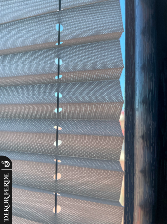PLSM EFES PLİCELL CAM BALKON PERDESİ - 1