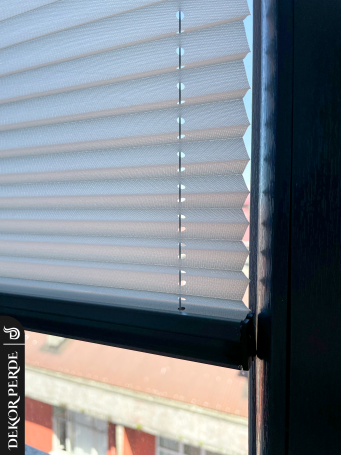 PLSM EFES PLİCELL CAM BALKON PERDESİ - 6
