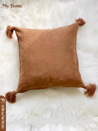 KARE KÖŞELİ PONPONLU KIRLENT KILIFI - 